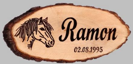 Boxenschild mit Pferd, Gravur: Ramon