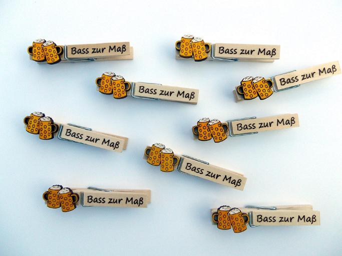 Wiesn Glubbal mit Makrge Applikation und Wunschtext, Slogan