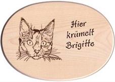 Schneidbrett Katzenkopf, Gravur: Hier krümelt Brigitte